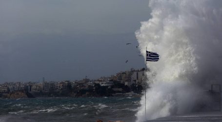 Έκτακτο δελτίο ΕΜΥ: Πού θα «χτυπήσει» η κακοκαιρία τις επόμενες ώρες