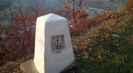 Περίεργο περιστατικό στα σύνορα με ΠΓΔΜ:Εβγαλαν 105 κολώνες στην οριογραμμή