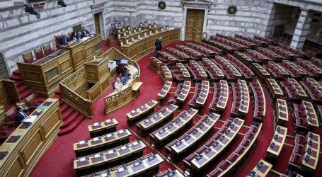 Συντάξεις, εισφορές και προσλήψεις στο νέο πακέτο Τσίπρα