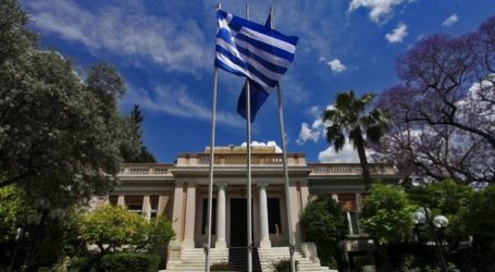 Μαξίμου για Μητσοτάκη: Κάποιοι μπήκαν στην πολιτική με αγώνες και άλλοι ως κληρονόμοι