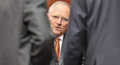 SZ: Ο Σόιμπλε θα είχε τινάξει στον αέρα την ΕΕ με το Grexit