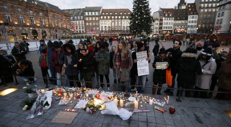 Εξακολουθεί να διαφεύγει ο δράστης της επίθεσης στο Στρασβούργο – Δρακόντεια τα μέτρα ασφαλείας στην πόλη