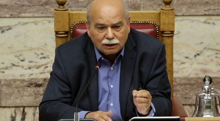 Βούτσης: Τα χθεσινά επεισόδια ήταν γενική δοκιμή εισβολής στο Κοινοβούλιο