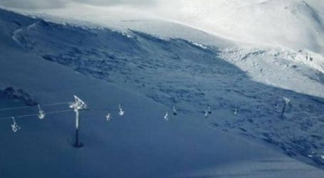 Xιονοστιβάδα – γίγας «εξαφάνισε» το χιονοδρομικό κέντρο Καλαβρύτων