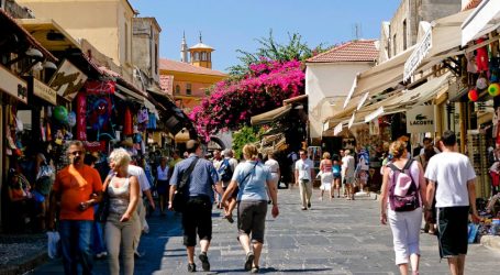 Δυνατά έκλεισε η τουριστική σεζόν – Αυξημένες εισπράξεις και κίνηση τον Οκτώβριο