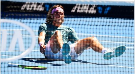 Τσιτσιπάς: Προκρίθηκε στα ημιτελικά του Australian Open, απέκλεισε και τον Μπαουτίστα Αγκούτ!