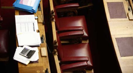 Β’ γύρος σύγκρουσης με το βλέμμα στη Συμφωνία των Πρεσπών