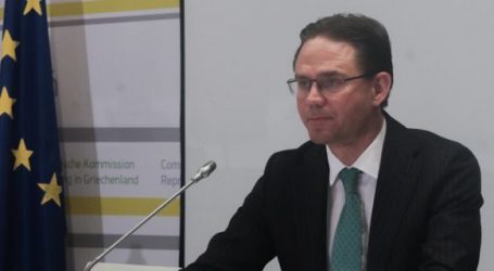 Κομισιόν: Η Ελλάδα δεν χρειάζεται αύξηση μισθών, αλλά νέες θέσεις εργασίας