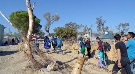 Die Zeit: Χιλιάδες μετανάστες επιστρέφουν στην πατρίδα τους από την Ελλάδα