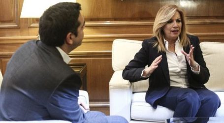 Σε στενό κλοιό το ΚΙΝΑΛ -Πολλά «πράσινα» στελέχη σε εκδηλώσεις ΣΥΡΙΖΑ