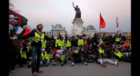 Γαλλία: Δεκάδες χιλιάδες κίτρινα γιλέκα για τη 12η «πράξη» – Πεδίο μάχης και πάλι το Παρίσι