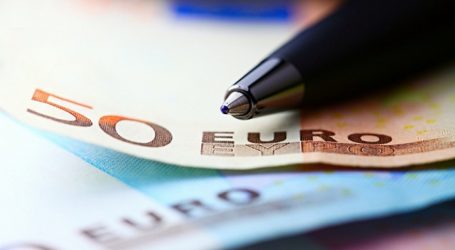 Μυστικά και παγίδες για τα τεκμήρια: Τι θα μας «χρεώσει» φέτος η Εφορία για σπίτια, αυτοκίνητα