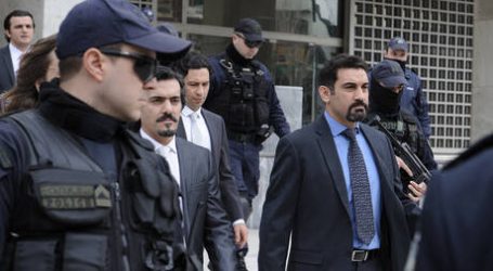 Πολιτική «καταιγίδα» μετά την επικήρυξη των Τούρκων στρατιωτικών από την Άγκυρα