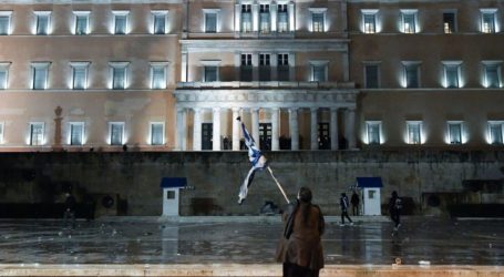 Φόρους χωρίς ανταποδοτικότητα θεωρεί ότι πληρώνει το 82% των Ελλήνων