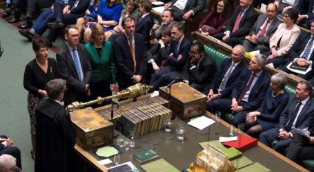 Την καθυστέρηση του Brexit θα αιτηθεί στην ΕΕ η Βρετανία