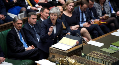 «Όχι» σε όλες τις εναλλακτικές για το Brexit από το βρετανικό κοινοβούλιο