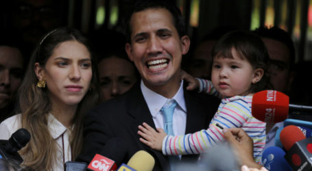 Βενεζουέλα: Στέρηση πολιτικών δικαιωμάτων στον Γκουαϊδό για 15 χρόνια από τον Μαδούρο