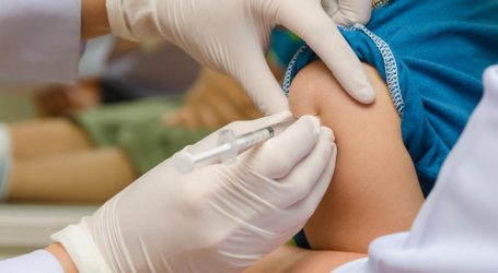 Ιταλία: Τα μη εμβολιασμένα παιδιά δεν θα πηγαίνουν σχολείο