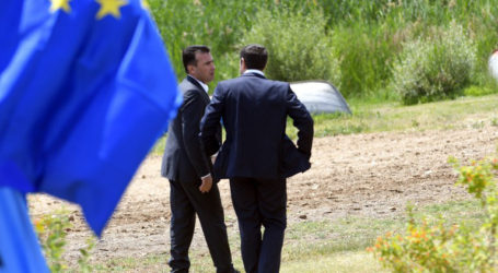 «Νάρκες» πριν το ταξίδι Τσίπρα στα Σκόπια: Δρομέας, «μακεδονική γλώσσα» και νέες αιχμές Κοτζιά