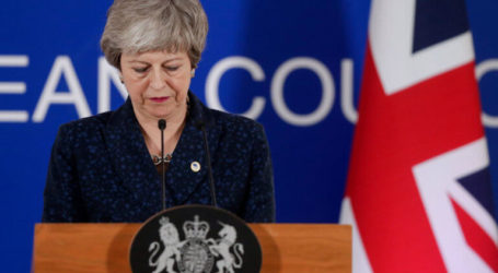 Brexit: Σχέδιο για να “τελειώσουν” τη Μέι ετοιμάζουν 11 υπουργοί της κυβέρνησης