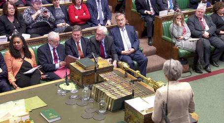 Τρίτη ήττα Μέι για τη συμφωνία αποχώρησης του Brexit