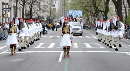 Η παρέλαση των τσολιάδων στη Νέα Υόρκη με το «Μακεδονία ξακουστή» -Το Μανχάταν γέμισε Ελληνες