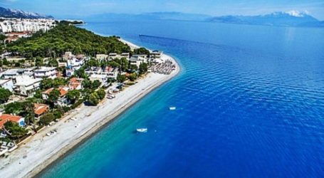 Έρχονται νομιμοποιήσεις σε αιγιαλό και παραλία