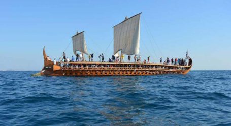 Πολίτες – κωπηλάτες στην τριήρη Ολυμπιάς ταξιδεύουν για ένα δίωρο στην αρχαιότητα