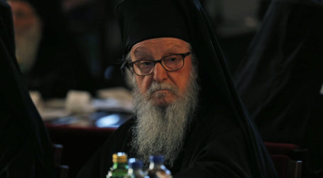 Παραιτήθηκε ο Αχιεπίσκοπος Αμερικής, Δημήτριος – Όλο το παρασκήνιο