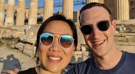 Ο Μαρκ Ζούκερμπεργκ στην Ακρόπολη για την επέτειο γάμου του