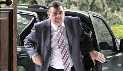 Ο Γ. Καρατζαφέρης αποχωρεί (και) από την διοίκηση του ΑΡΤ tv