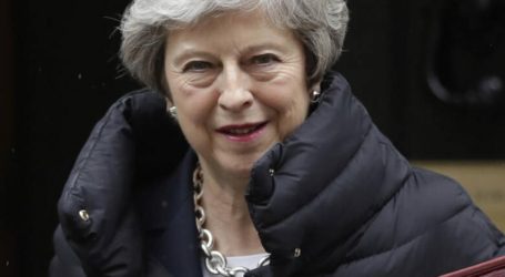 Μέι για Brexit: Δεν φεύγω, θα το «γυρίσω» όπως η Λίβερπουλ!