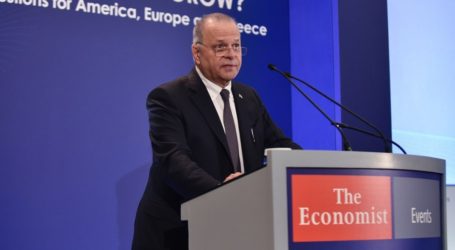 Ο Ευάγγελος Μυτιληναίος επίτιμος διδάκτωρ του Πανεπιστημίου Πειραιώς