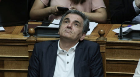 Στο ΣΥΡΙΖΑ τα έβαλαν με τον Τσακαλώτο για την ήττα -Από το 2015 μπήκαν φόροι 5,5 δισ. ευρώ