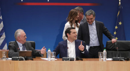 H ακτινογραφία των παροχών & οι πολιτικές “παγίδες” του Τσίπρα