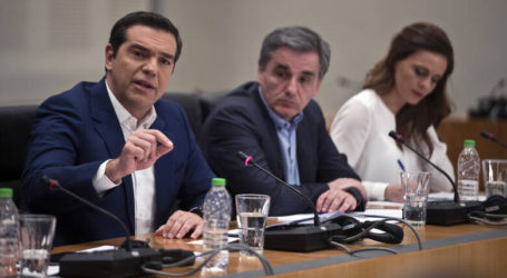 Κυβερνητικό «σπριντ» για πληρωμή 13ης σύνταξης, συντάξεων και επιδομάτων