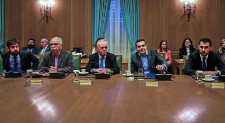 Τραβάει το σχοινί ο Τσίπρας: Υπουργικό συμβούλιο στη 1 για τη Δικαιοσύνη