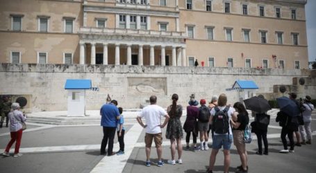 Η Βουλή επιστράτευσε «κρυφές» μοτοσικλέτες για την αποτροπή επιθέσεων