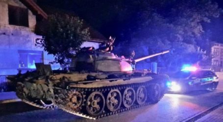 Μεθυσμένος Πολωνός βγήκε βόλτα στους δρόμους με Σοβιετικό τανκ