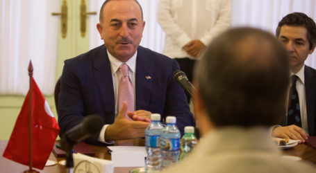 «Βόμβα» Τσαβούσογλου: Η Τουρκία αναστέλλει τη συμφωνία με την ΕΕ για το προσφυγικό