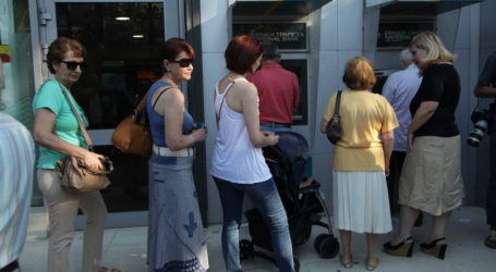 «Φωτιά» οι χρεώσεις στα ΑΤΜ: Πόσα λεφτά θα μας κρατάει η τράπεζα για αναλήψεις;