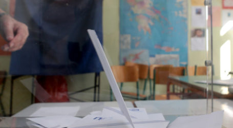 Αναζητά σωσίβιο στα αντιδεξία αντανακλαστικά ο Τσίπρας – Δεν γυρίζει δημοσκοπικά το «παιχνίδι»