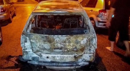 Τρεις εμπρησμοί αυτοκινήτων τα ξημερώματα σε Ασπρόπυργο και Άλιμο