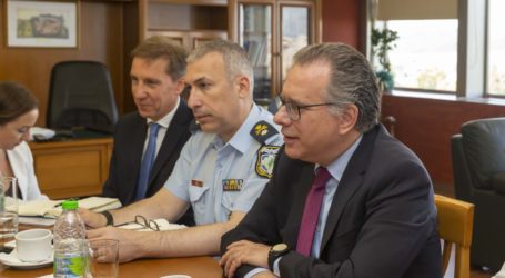 Κουμουτσάκος: Ξεκίνησε η διαδικασία επανοπροώθησης με 32 Πακιστανούς