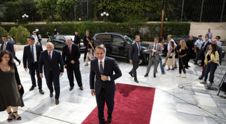 Η χαραμάδα για μείωση των πρωτογενών πλεονασμάτων και η «αντίσταση στους δρόμους» του ΣΥΡΙΖΑ