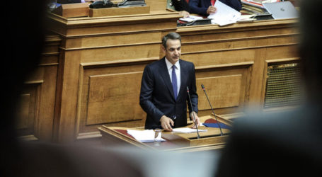 Η μάχη στη Βουλή : Οι πρώτες εντυπώσεις και οι “κόκκινες” γραμμές των κομμάτων