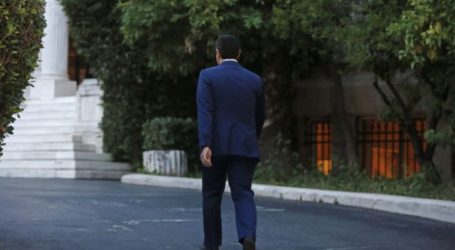 Το παρασκήνιο της απόφασης Τσίπρα να σπάσει το εμπάργκο στον ΣΚΑΪ