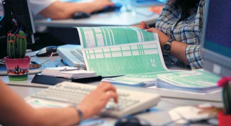 Έρχεται άμεση επιστροφή φόρου στους συνεπείς φορολογούμενους και απλοποίηση συναλλαγών