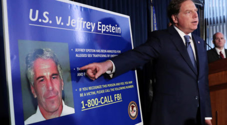 Το FBI ξεκίνησε έρευνα για την “προφανή αυτοκτονία” του Τζέφρι Έπσταϊν