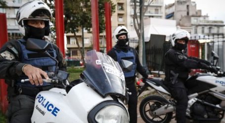 Εξάρχεια: Φεύγουν τα ΜΑΤ -Ερχονται πεζές περιπολίες, αστυνομικοί με σκούτερ και σκυλιά